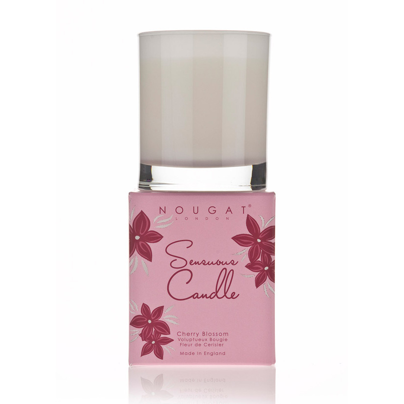 Świeca aromatyzująca o zapachu kwiatu wiśni