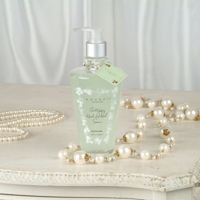 Odżywcze serum do dłoni i paznokci o aromacie figi i różowego cedru