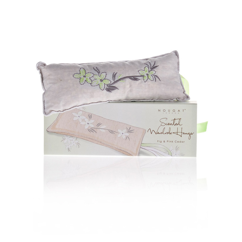 Zapachowa saszetka o aromacie figi i różowego cedru